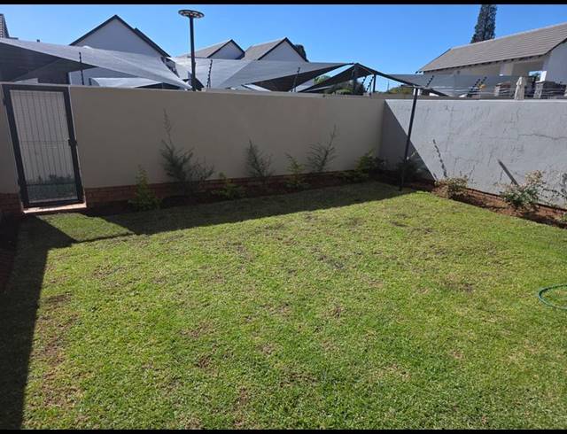 2 BEDROOM PROPERTY TO RENT IN GLEN MARAIS